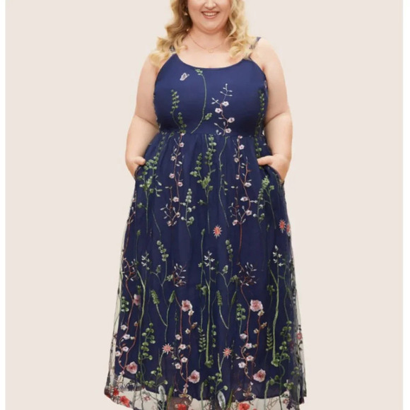 BloomChic Plus Size U Neck Floral Embroidered Mesh Cami Dress 2XL - Picture 4 of 7